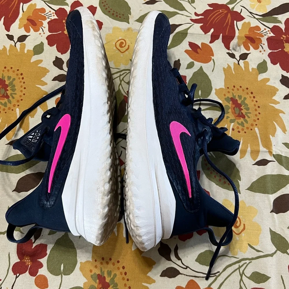 Nike Renew Rival Women's Running Shoes AA7411-401 Obsidian Navy Blue Sz 9.5 EUC.
